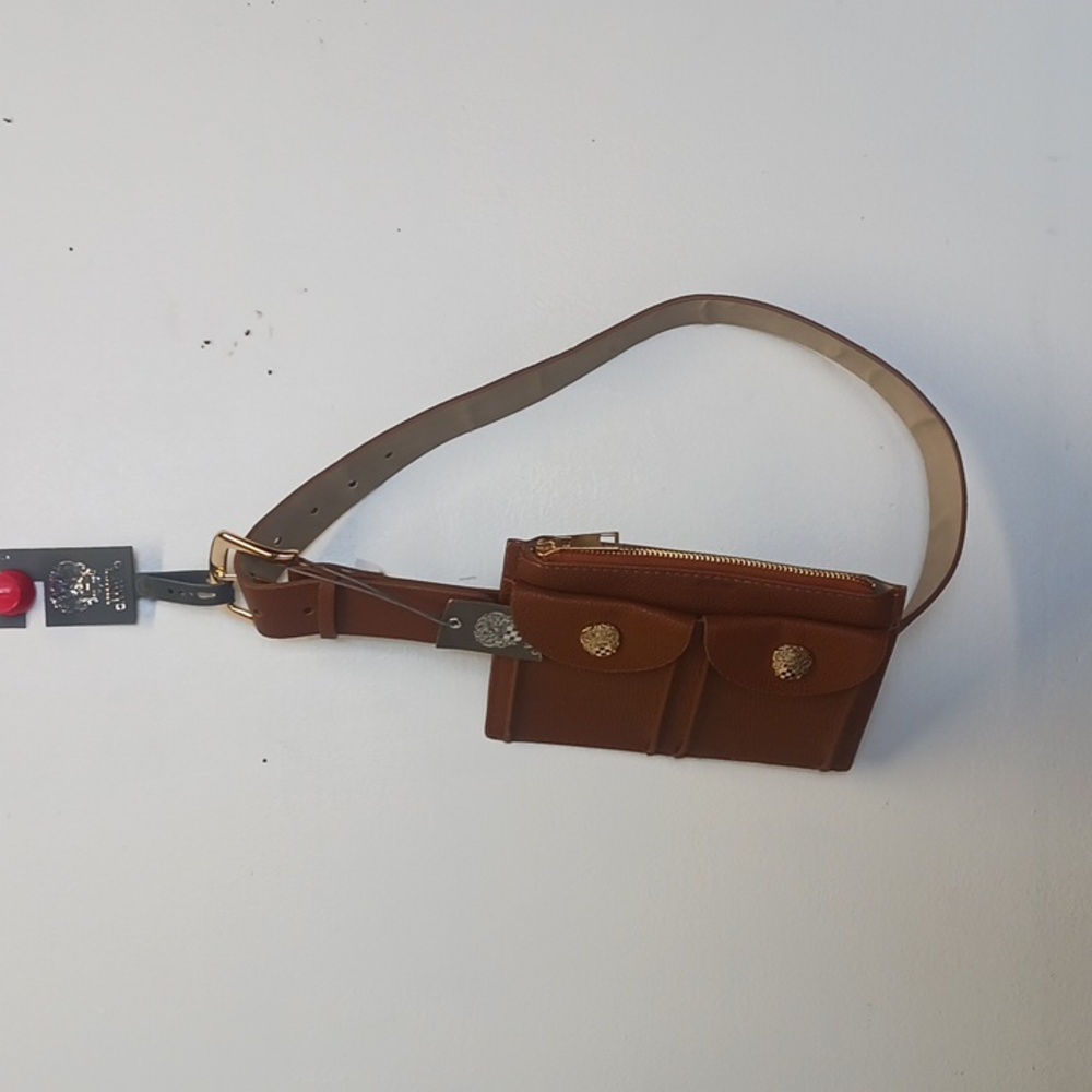 NWT Vince Camuto cognac brown vegan leather belt bag. Size L